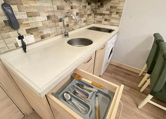 Al Khalej Aparthotel