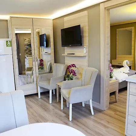 Al Khalej Apartahotel *